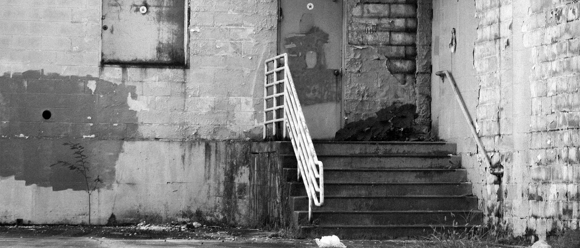 terrible conditions of the rotting Ames building